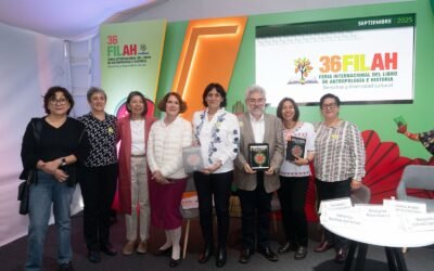 Presenta Margarita Estrada Iguiniz y equipo libro el sobre el COVID-19